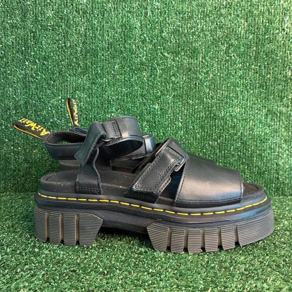 Dr. Martens Ricki 3-Strap Leather Platform Chunky Punk Sandal Black Womens Sz 10